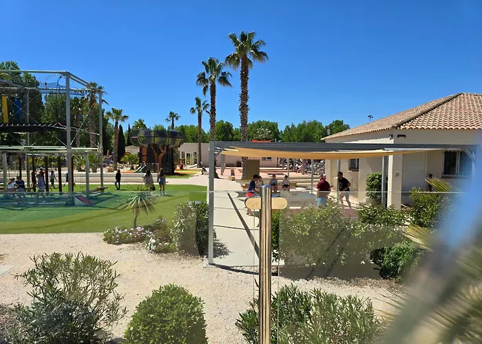 Mobilhome Lodge 3 Chambres, 500M Plage, Camp 5 Etoiles