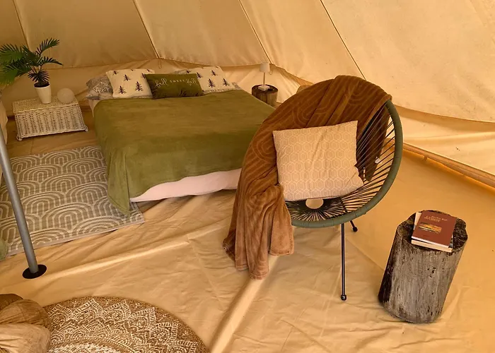 Hillside Bio Glamping