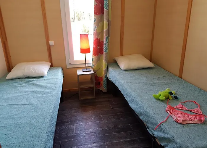 Camping Le Val De Trie