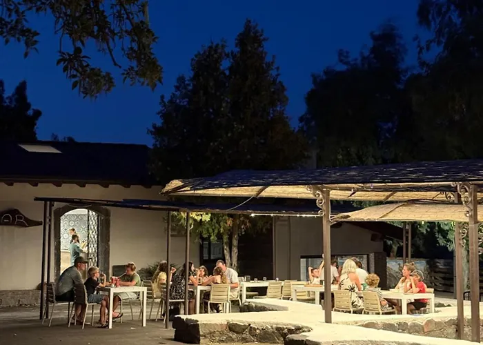 Il Pampaleone Glamping And Resort