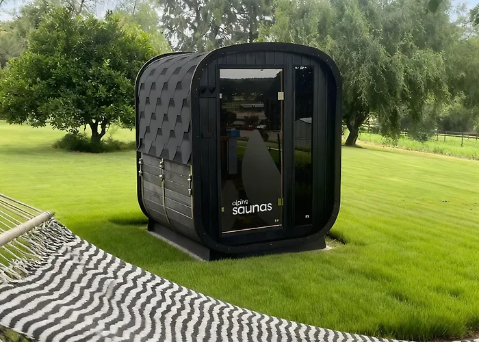 6Sixteen - Hot Tub Or Cold Plunge, Infrared Sauna Launching March