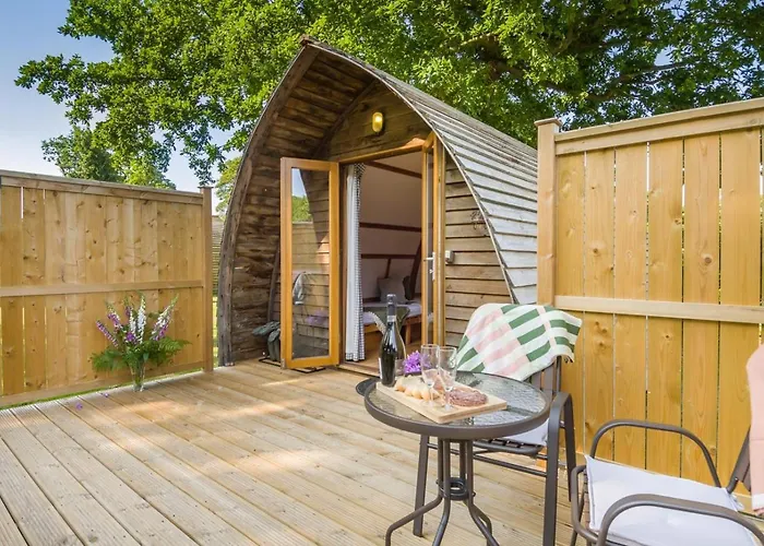 1 Bed In Northrepps Oc-F32559