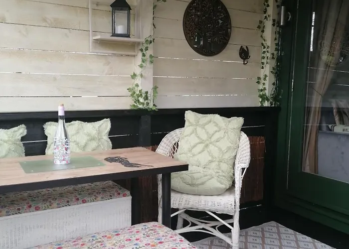 Theddlethorpe Horsebox Glamping