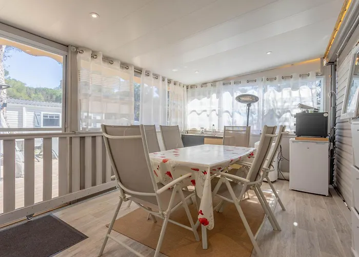 Joli Mobil Home Puget Sur Argens