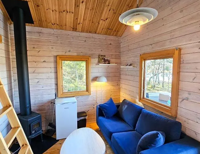 Ekenaes Camping & Gaesthamn