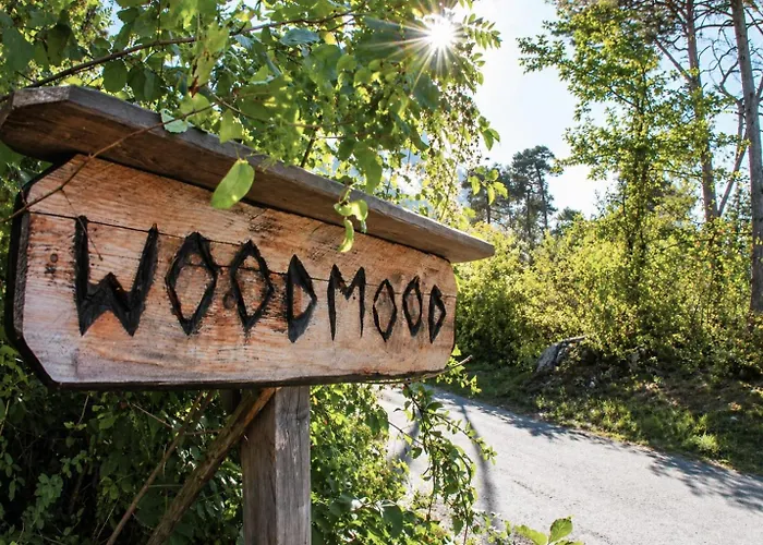 Woodmood