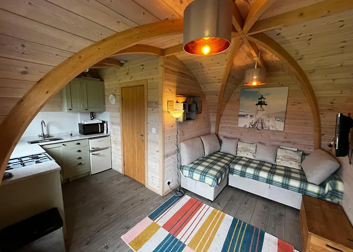 Hedgehog Glamping Pod