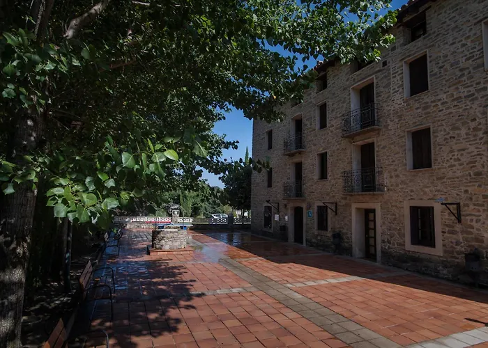 Hotel Panaderia Y Bungalows Ligueerre De Cinca,