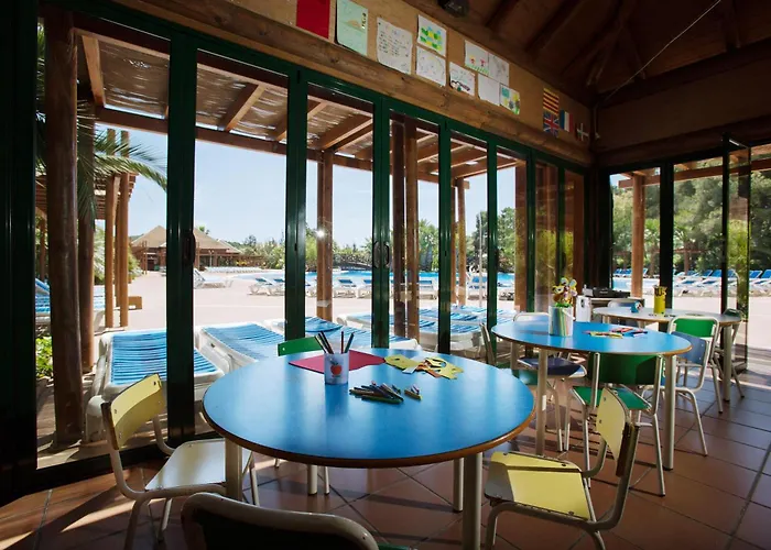 Camping Estival Torre De La Mora