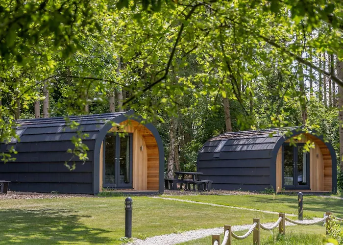 Great Hallingbury Lodges