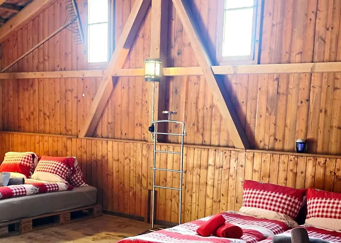 Rustic Barn Experience-Surrounded By Nature & Farm
