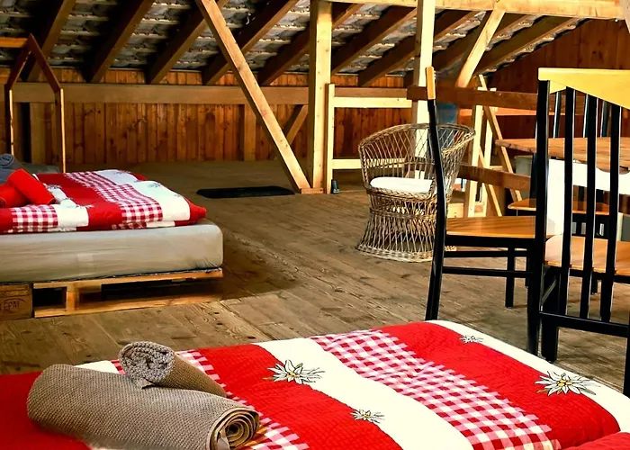 Rustic Barn Experience-Surrounded By Nature & Farm