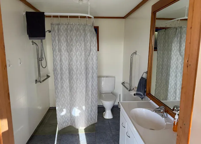 Freestone Cabins