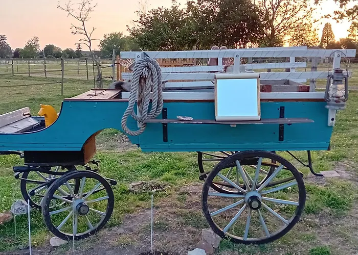 La Roulotte Insolite Du Ranch Fanfan
