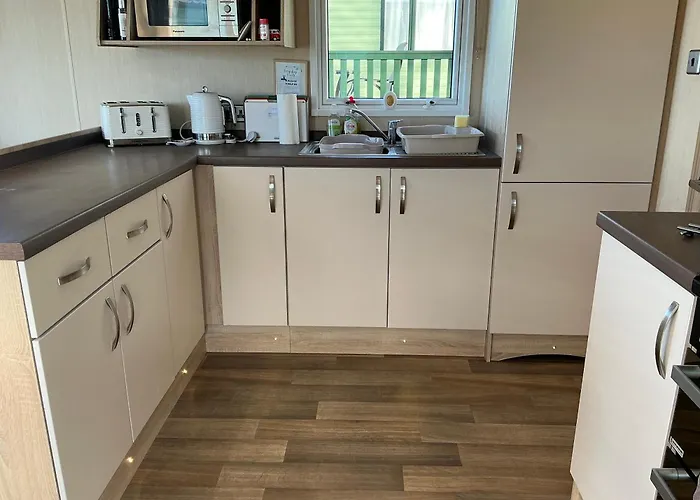 The Mollie-Rose, Premium Caravan Rental In St Andrews