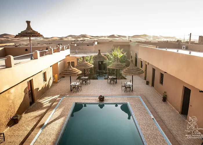 L'Homme Du Desert A Merzouga