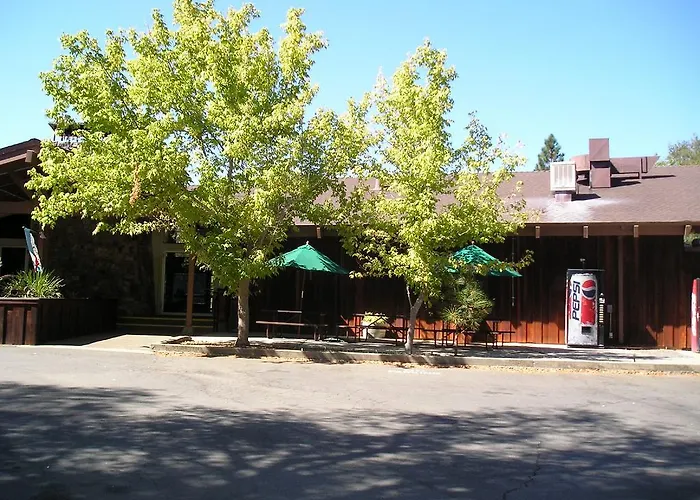 Lake Of The Springs Camping Resort Cabin 2 Oregon House
