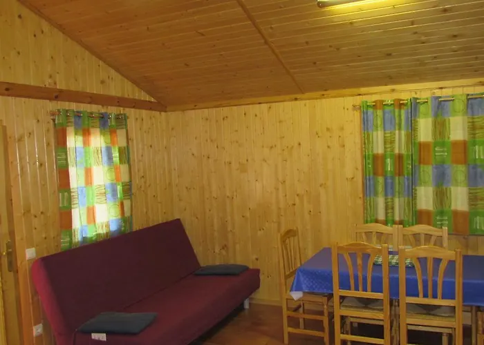 Camping-Bungalows Ciudad De Albarracin