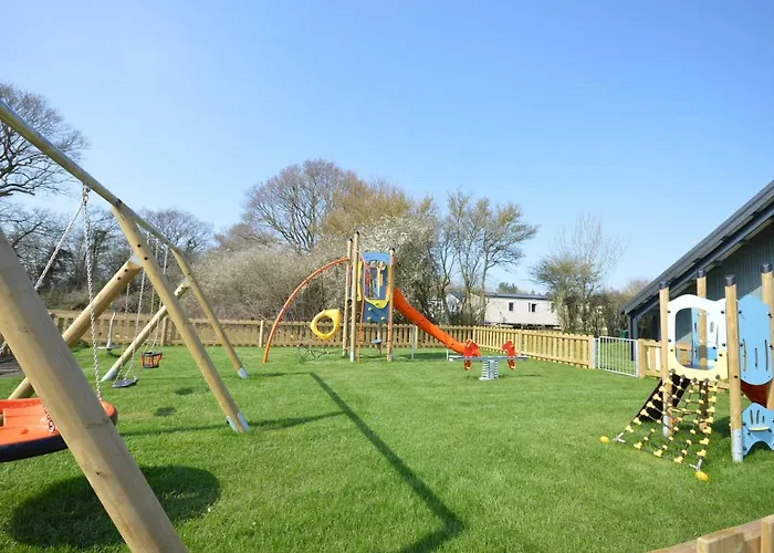 Camping Pods, Carlton Meres Holiday Park