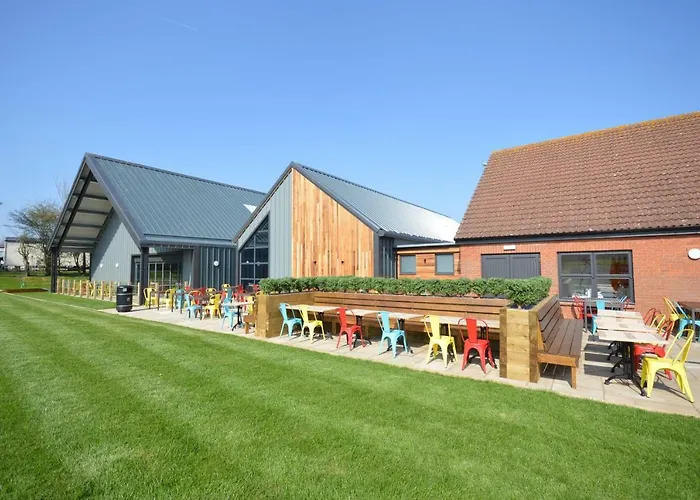 Camping Pods, Carlton Meres Holiday Park