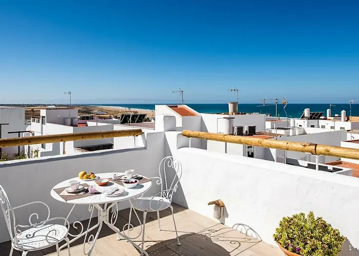 Habitaciones Y Apartamentos En El Centro La Jabega By Conil Home