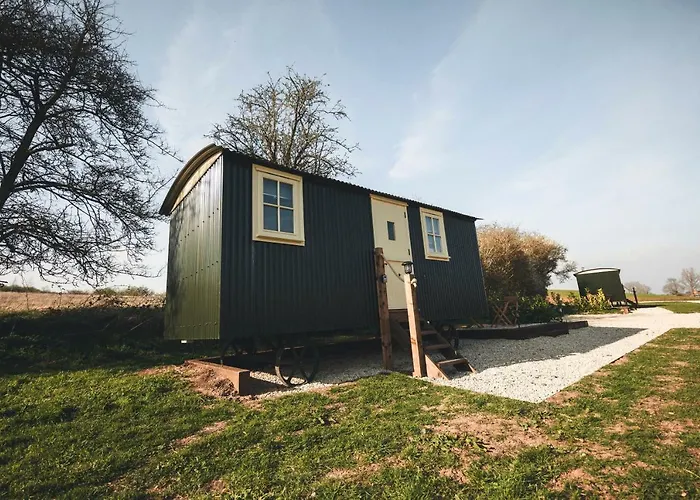 Avon Riverside Glamping