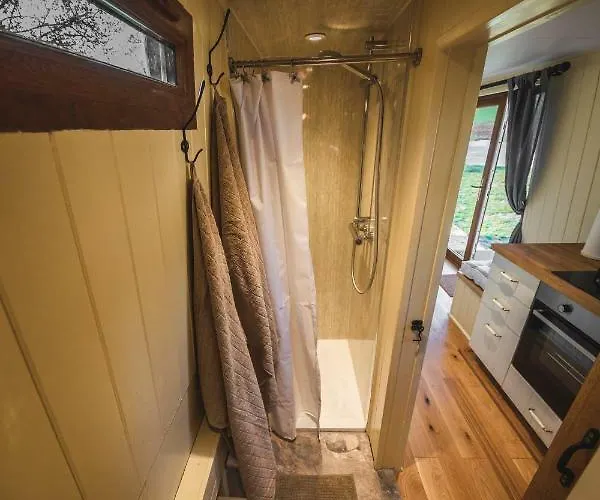 Avon Riverside Glamping