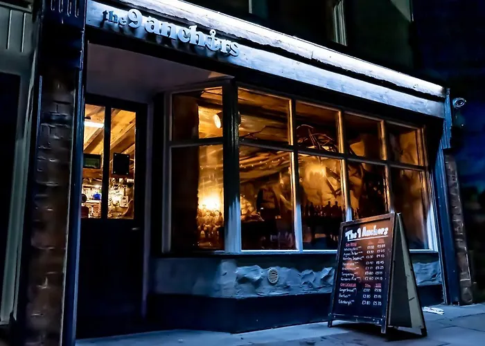 Aarondale Guest House